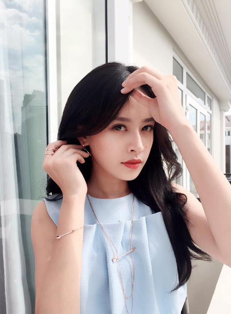 12802766_1737596069796829_5688116151203310490_n Hình ảnh Chi Pu dễ thương 9