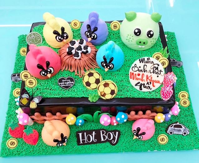 Hình ảnh bánh sinh nhật hoạt hinh dễ thương cho bé gái